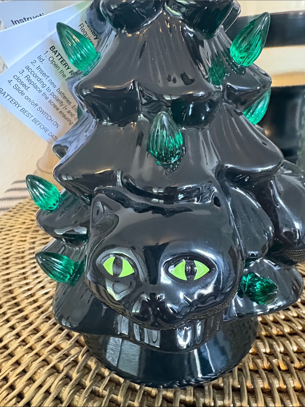 🆕Ceramic Black Cat Light Up Halloween Tree - Picture 5 of 9